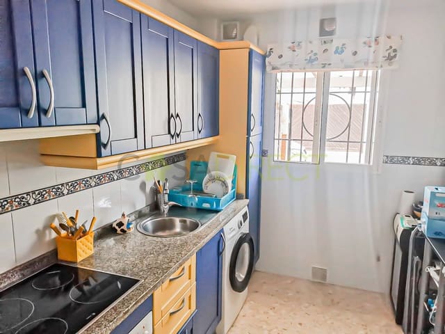 3 sovrum Semi-fristående Villa att hyra i Vélez-Málaga med pool garage - 1 275 € (Ref: 9325986)