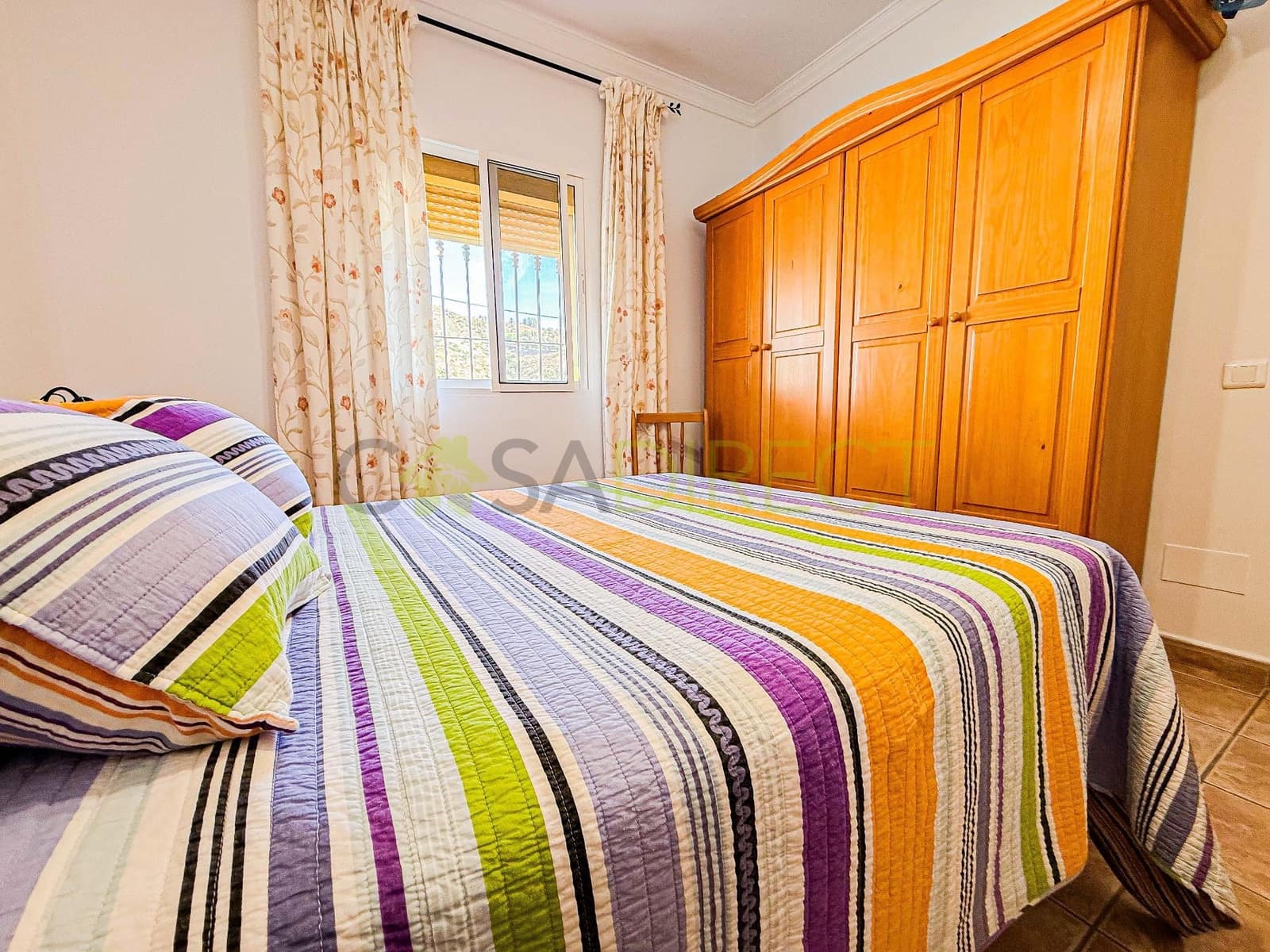 3 makuuhuone Maalaistalo vuokrattavana paikassa Sayalonga mukana uima-altaan 
autotalli - 1 020 € (Ref: 9344360)