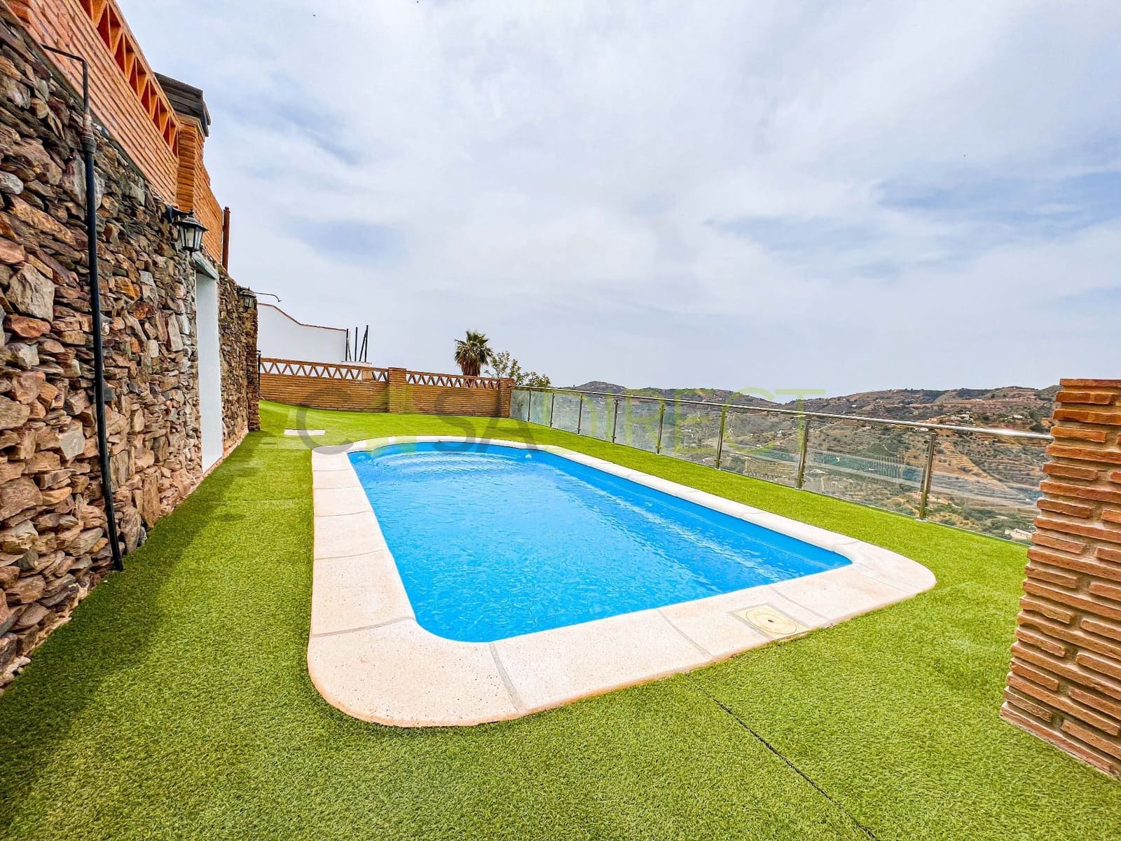 3 slaapkamer Villa te huur in Frigiliana met zwembad garage - € 1.500 (Ref: 9376643)