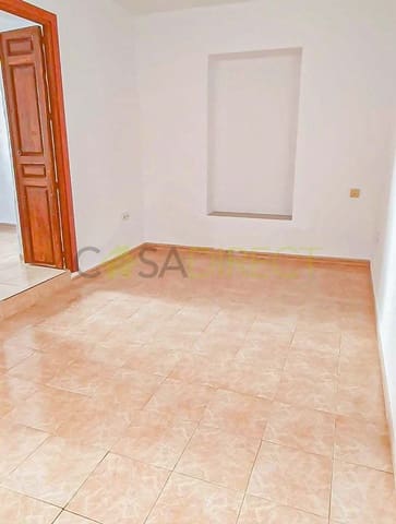 3 Zimmer Doppelhaus zu vermieten in Riogordo - 900 € (Ref: 9378738)