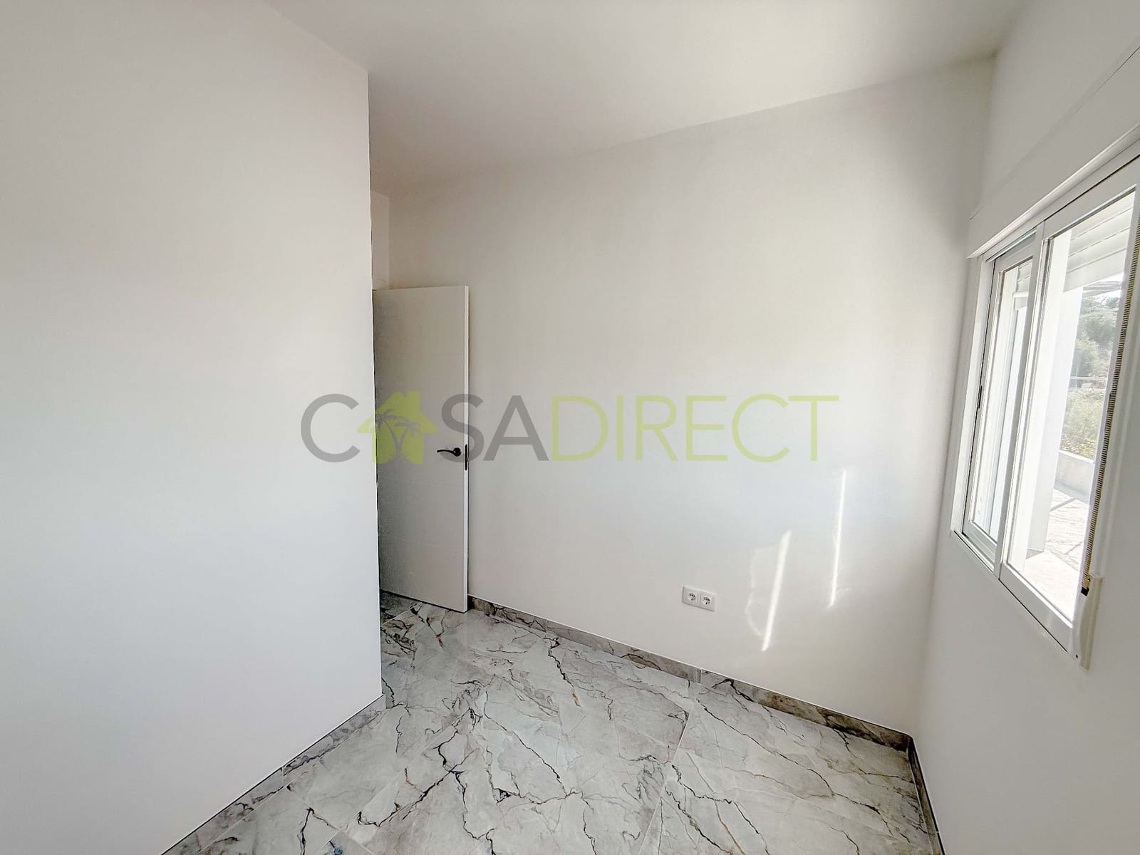 3 bedroom Villa for rent in Almunecar - € 1,100 (Ref: 9382346)