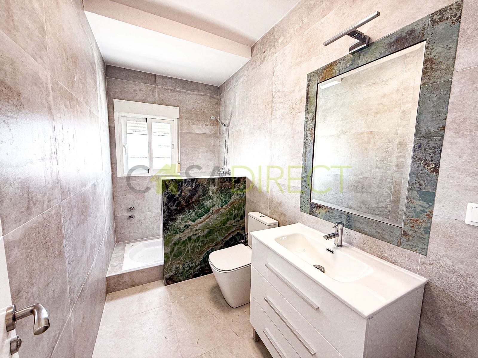 3 bedroom Villa for rent in Almunecar - € 1,100 (Ref: 9382346)