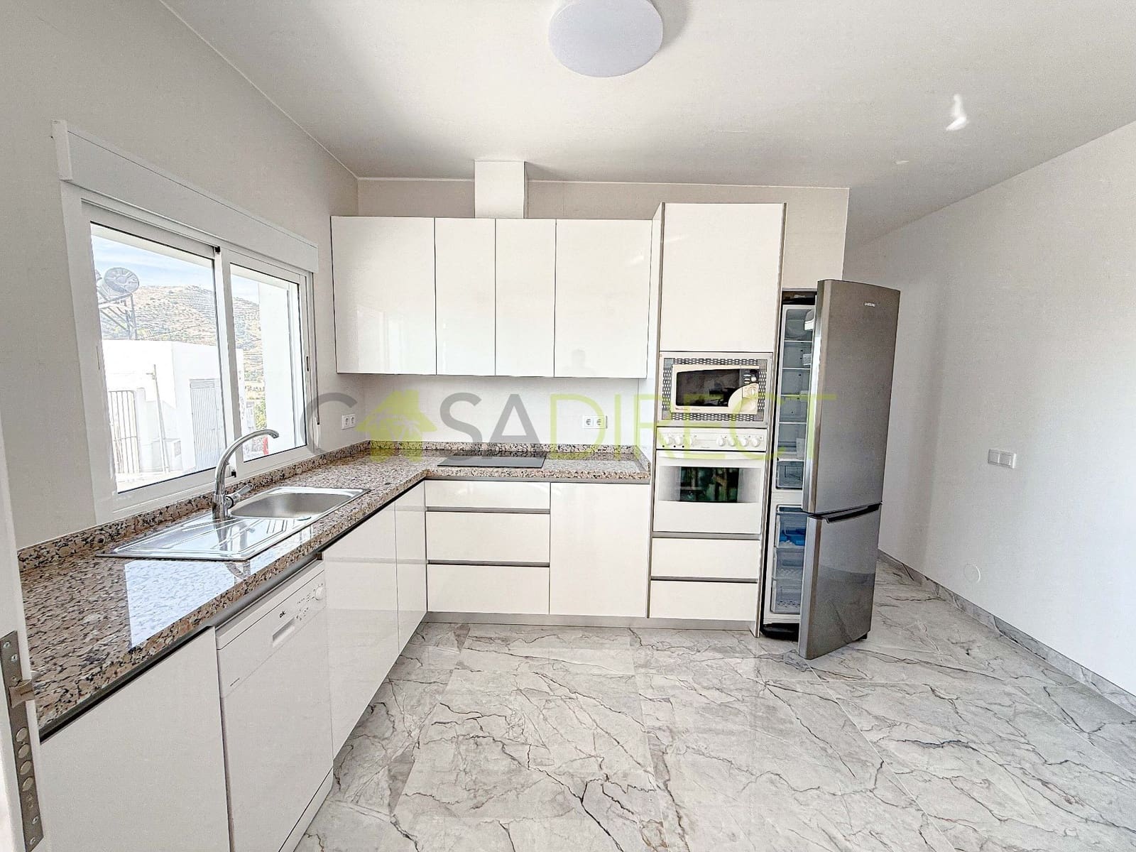 3 bedroom Villa for rent in Almunecar - € 1,100 (Ref: 9382346)