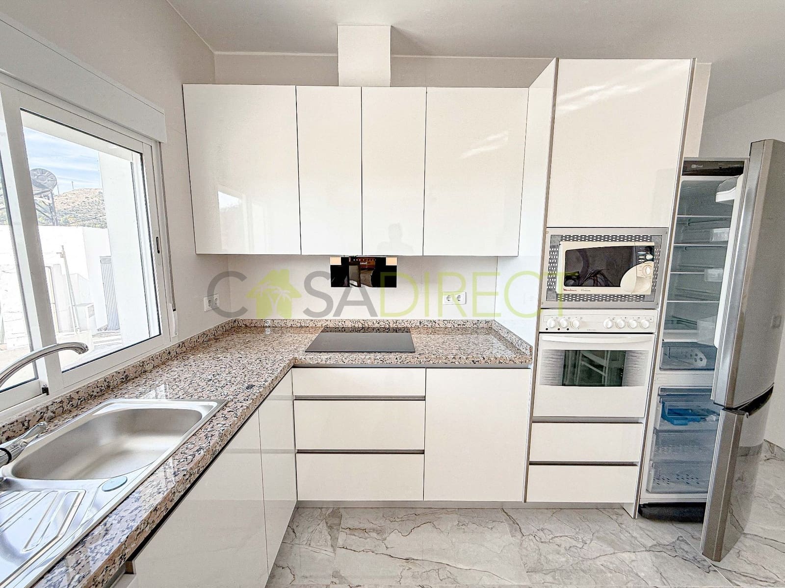 3 bedroom Villa for rent in Almunecar - € 1,100 (Ref: 9382346)