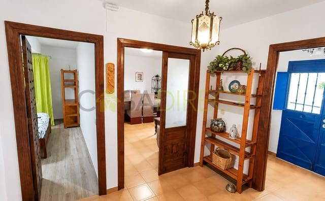2 bedroom Flat for rent in Benamocarra - € 1,060 (Ref: 9382347)