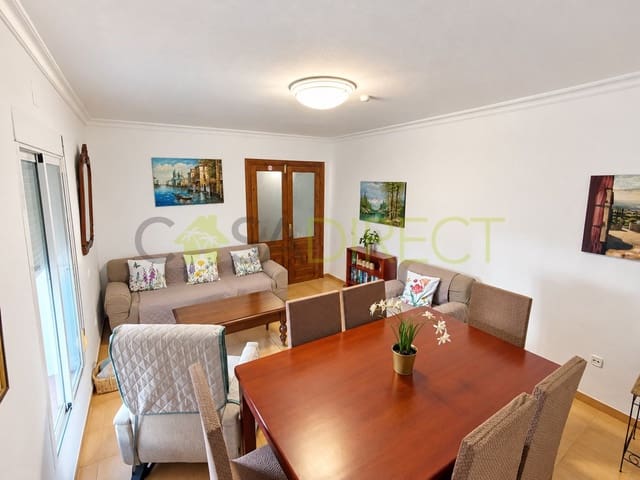 2 bedroom Flat for rent in Benamocarra - € 1,060 (Ref: 9382347)
