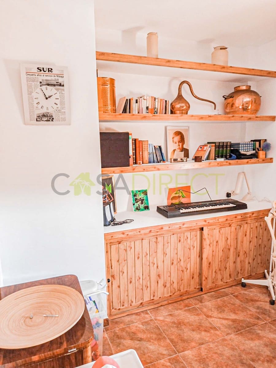 4 camera da letto Finca/Casa di Campagna da affittare in Riogordo con piscina garage - 1.500 € (Rif: 9385147)