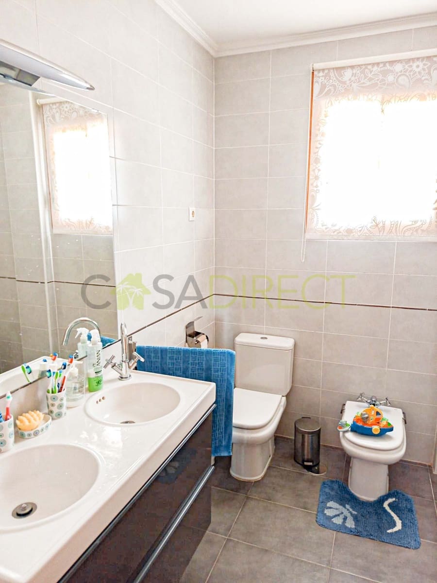 4 camera da letto Finca/Casa di Campagna da affittare in Riogordo con piscina garage - 1.500 € (Rif: 9385147)