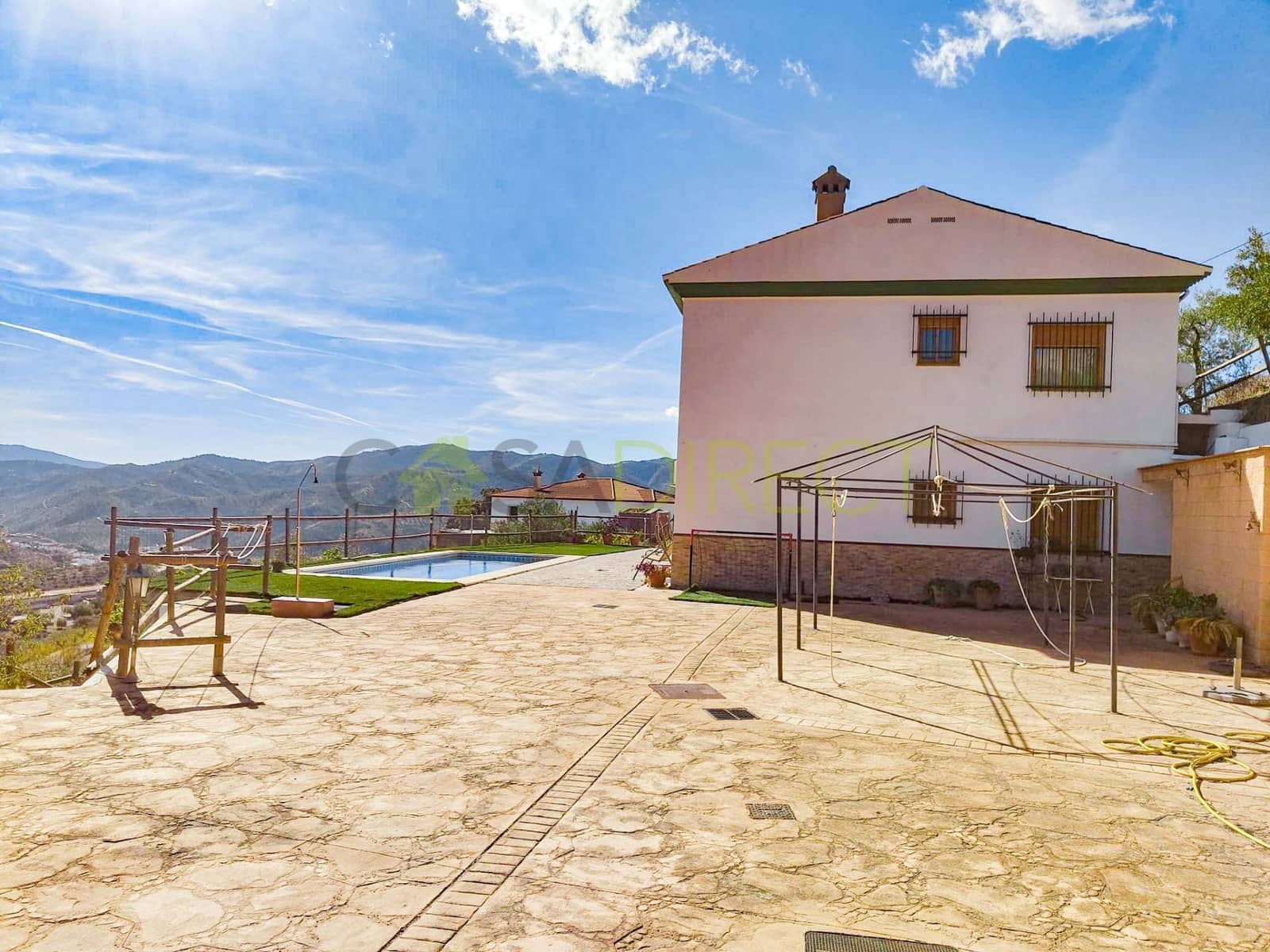 4 camera da letto Finca/Casa di Campagna da affittare in Riogordo con piscina garage - 1.500 € (Rif: 9385147)