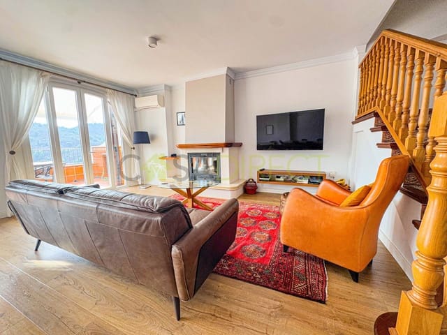 3 slaapkamer Villa te huur in Frigiliana met zwembad - € 1.750 (Ref: 9393255)