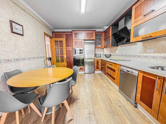 3 slaapkamer Villa te huur in Frigiliana met zwembad - € 1.750 (Ref: 9393255)