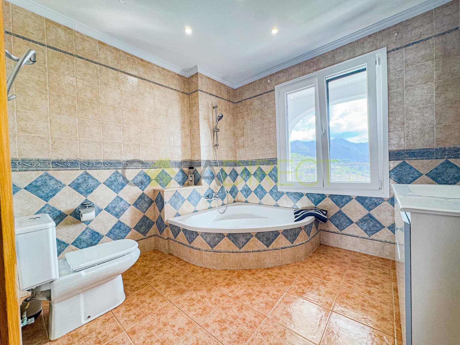 3 soveværelse Villa til leje i Frigiliana med swimmingpool - € 1.750 (Ref: 9393255)