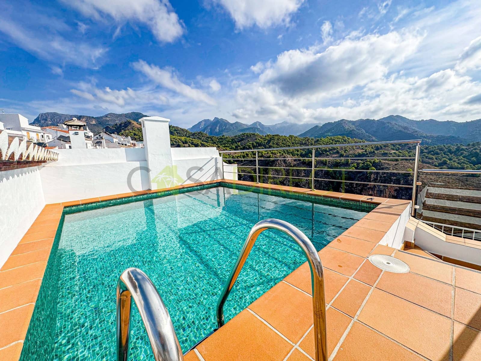 3 soveværelse Villa til leje i Frigiliana med swimmingpool - € 1.750 (Ref: 9393255)