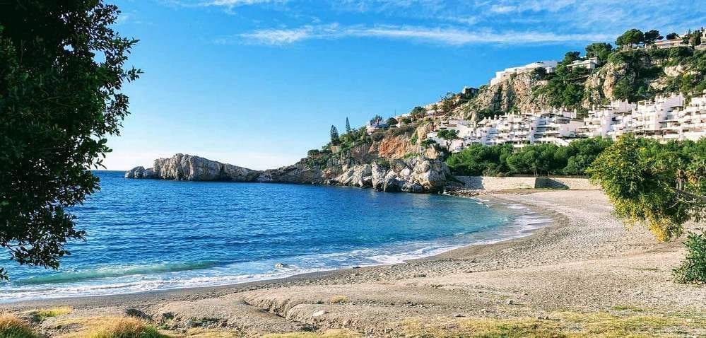 4 makuuhuone Huvila myytävänä paikassa La Herradura mukana uima-altaan 
autotalli - 695 000 € (Ref: 9400398)