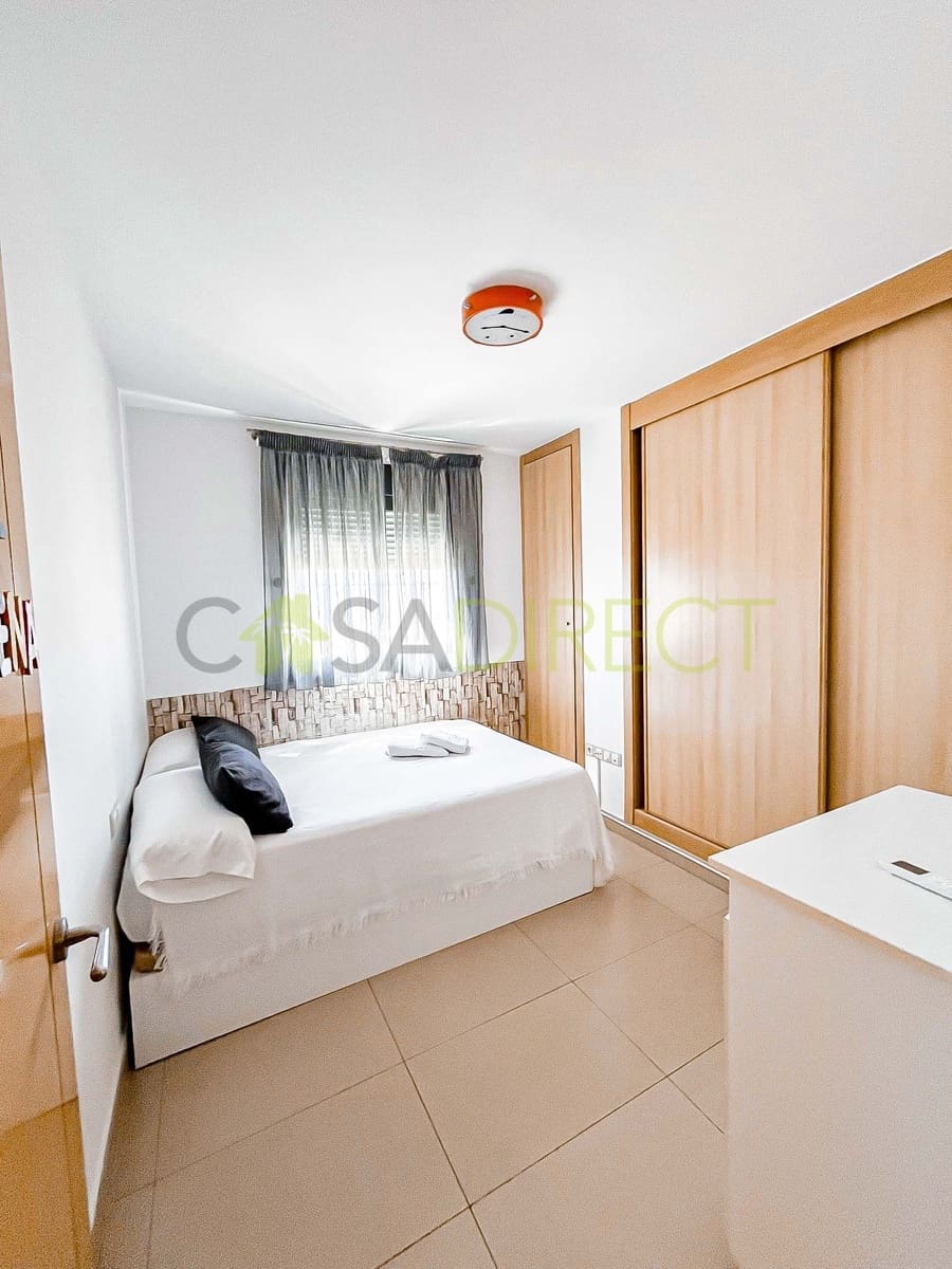 2 bedroom Penthouse for rent in Nerja - € 1,200 (Ref: 9421902)