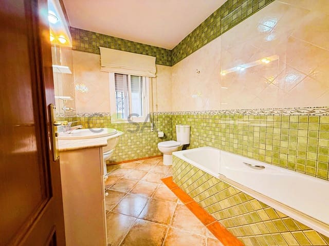 3 slaapkamer Finca/Landhuis te huur in Canillas de Albaida met zwembad garage - € 1.400 (Ref: 9429420)