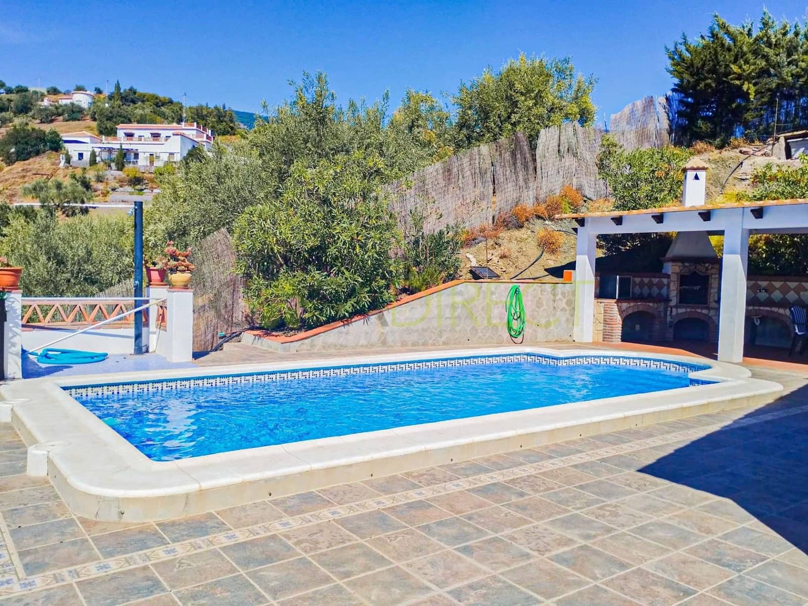 3 sypialnia Finka/Dom wiejski do wynajęcia w Canillas de Albaida z basenem garażem - 1 400 € (Ref: 9429420)