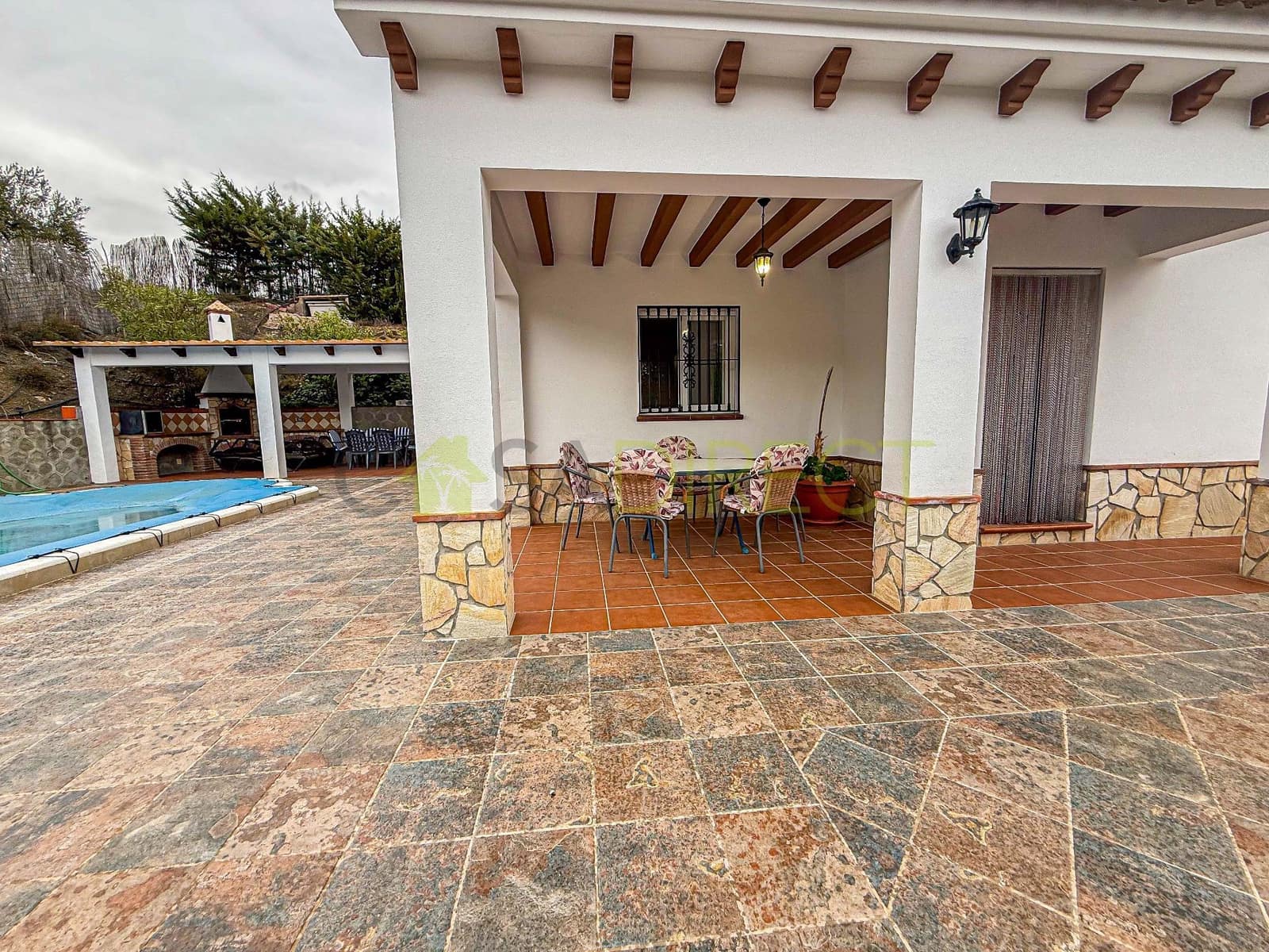 3 sypialnia Finka/Dom wiejski do wynajęcia w Canillas de Albaida z basenem garażem - 1 400 € (Ref: 9429420)