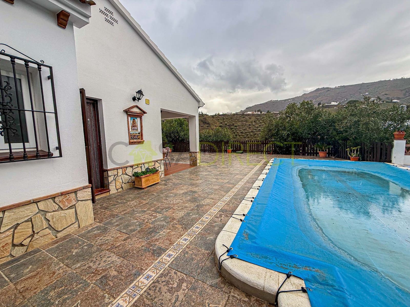 3 sypialnia Finka/Dom wiejski do wynajęcia w Canillas de Albaida z basenem garażem - 1 400 € (Ref: 9429420)