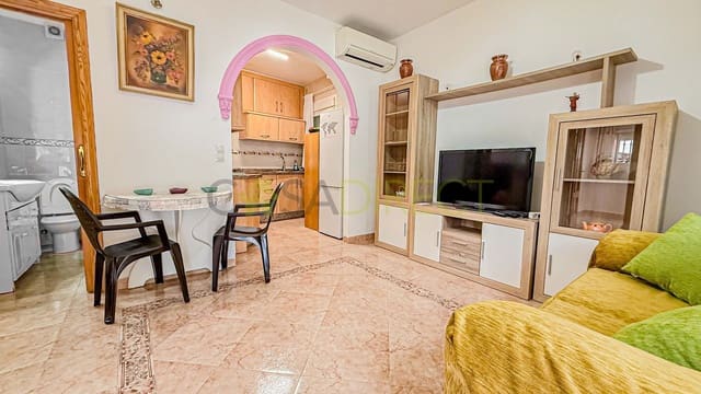 2 sovrum Lägenhet att hyra i Iznate - 750 € (Ref: 9436731)