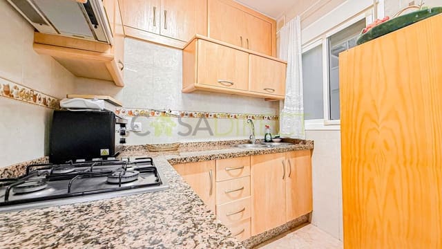 2 sovrum Lägenhet att hyra i Iznate - 750 € (Ref: 9436731)