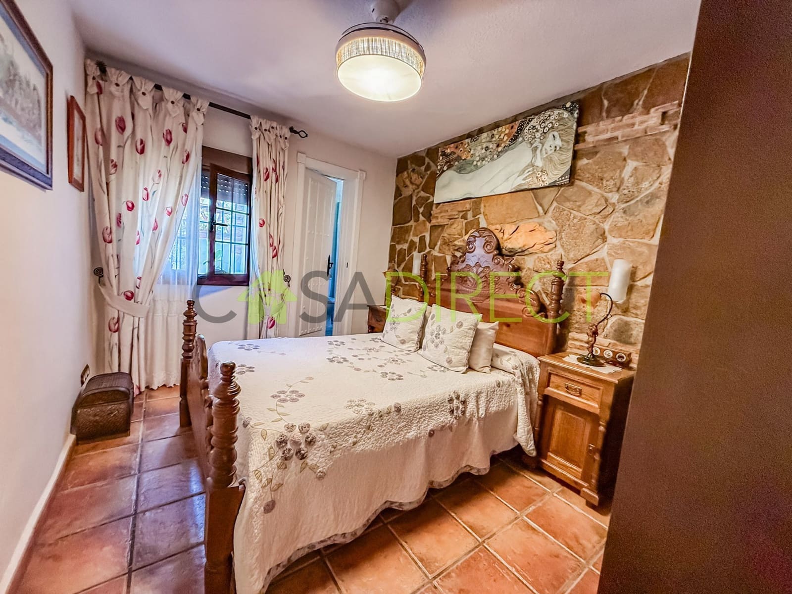 3 bedroom Villa for rent in Frigiliana with pool garage - € 1,600 (Ref: 9436732)