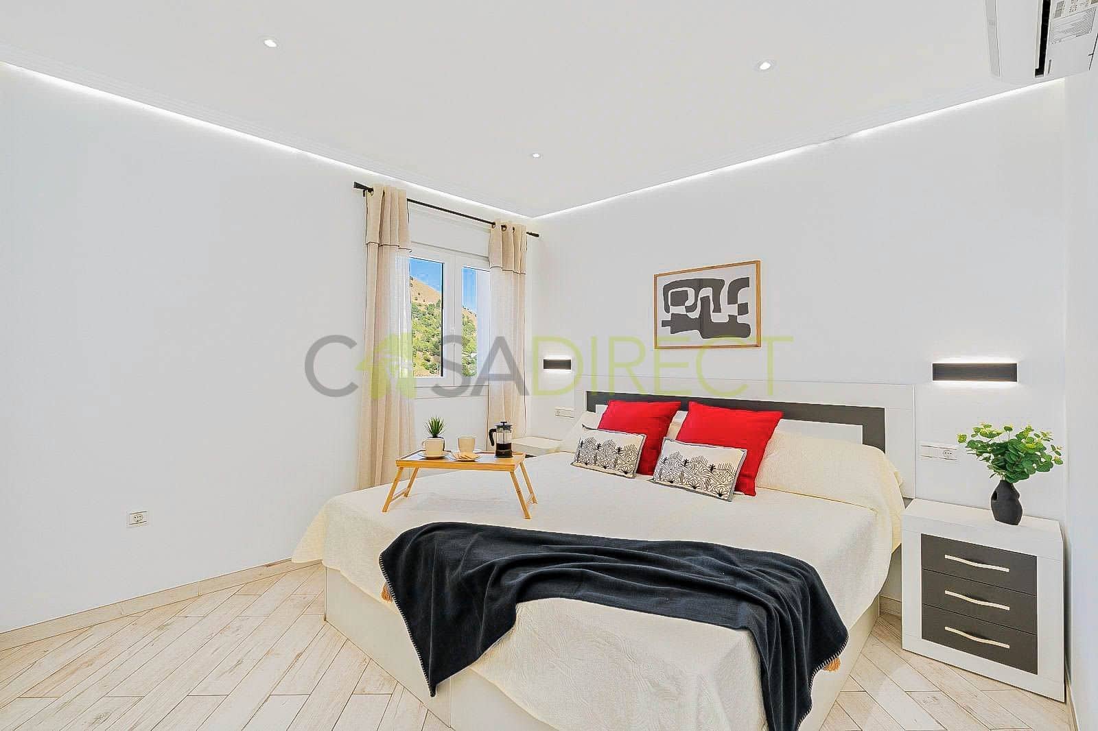 1 bedroom Flat for rent in Competa with pool garage - € 975 (Ref: 9445846)