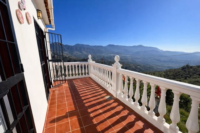 Chalet de 4 habitaciones en Torrox en venta - 250.000 € (Ref: 9448711)