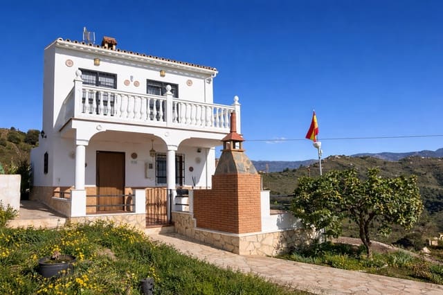 Chalet de 4 habitaciones en Torrox en venta - 250.000 € (Ref: 9448711)