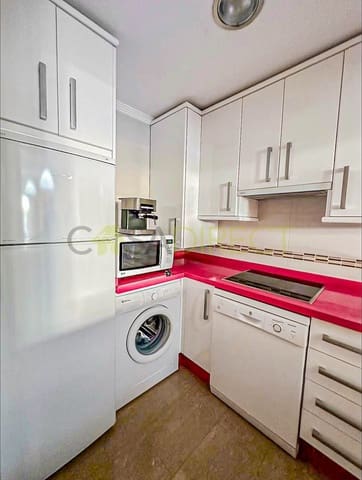 3 soveværelse Lejlighed til leje i Torrox-Costa, Torrox med swimmingpool garage - € 1.080 (Ref: 9448712)