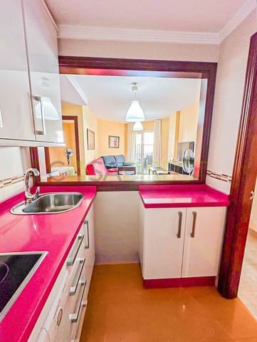 3 soveværelse Lejlighed til leje i Torrox-Costa, Torrox med swimmingpool garage - € 1.080 (Ref: 9448712)