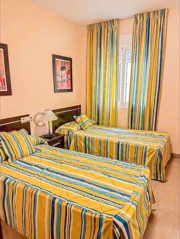 3 soveværelse Lejlighed til leje i Torrox-Costa, Torrox med swimmingpool garage - € 1.080 (Ref: 9448712)