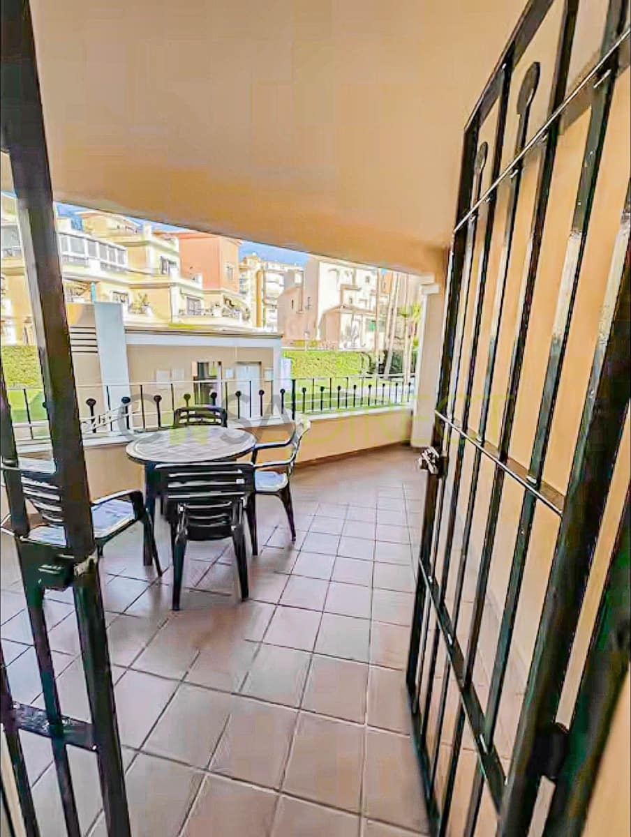 3 soveværelse Lejlighed til leje i Torrox-Costa med swimmingpool garage - € 1.080 (Ref: 9448712)