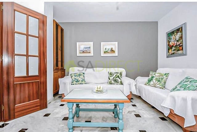 3 bedroom Flat for rent in La Herradura, Almuñécar - € 1,080 (Ref: 9451653)