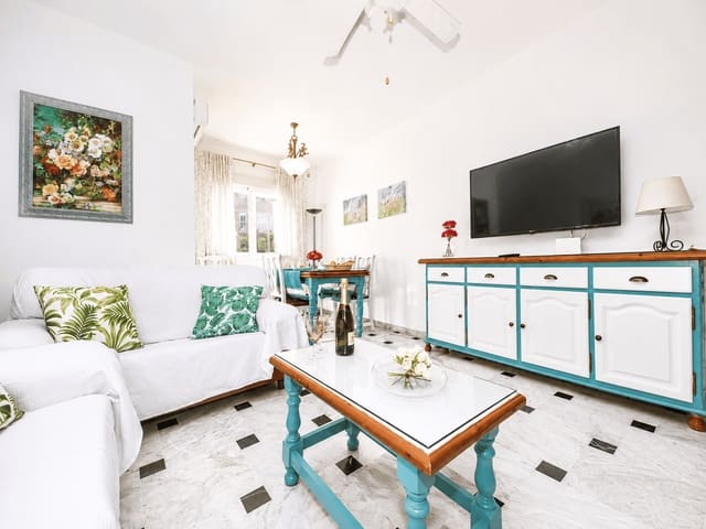 3 bedroom Flat for rent in La Herradura, Almuñécar - € 1,080 (Ref: 9451653)