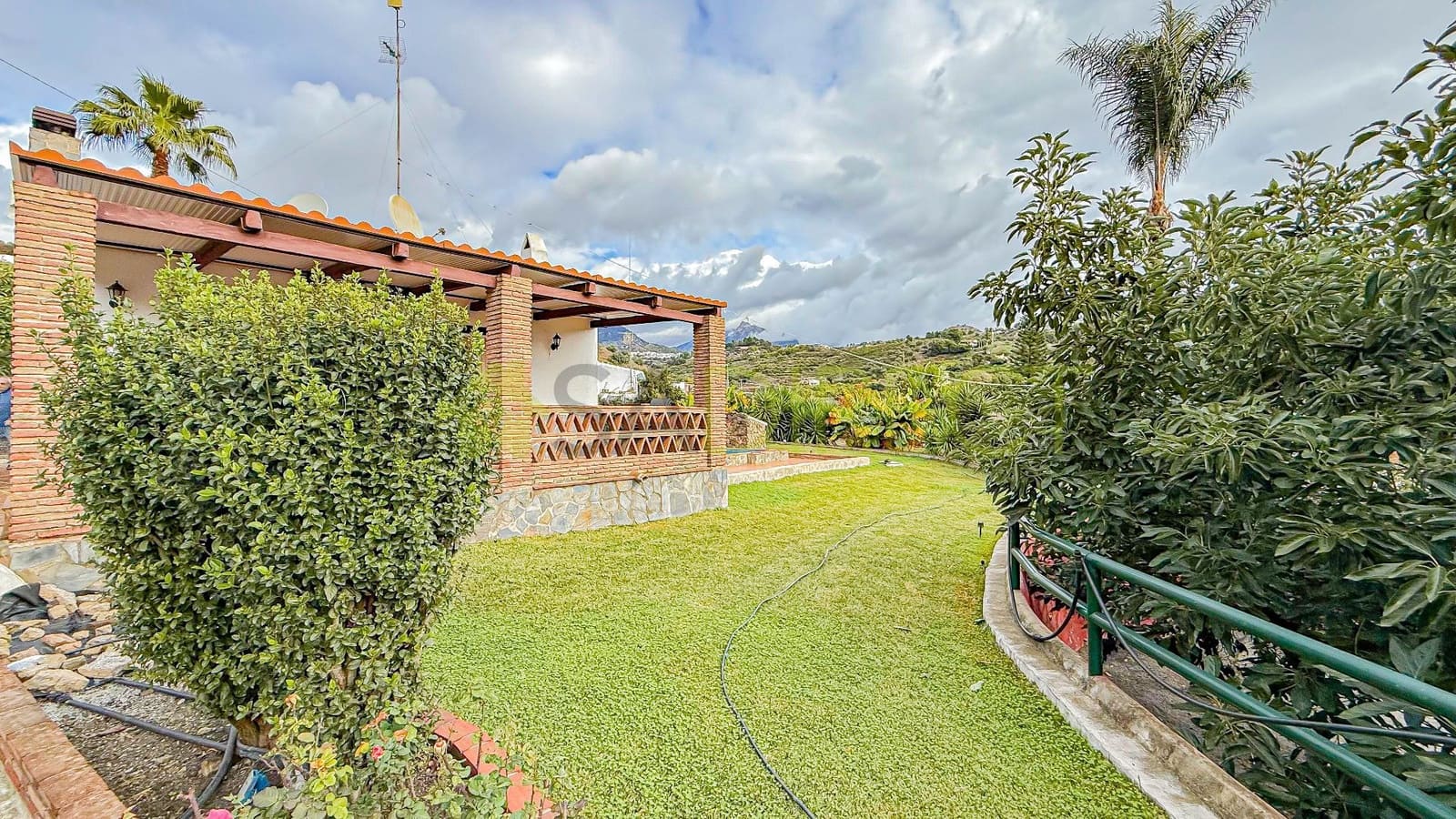 2 Zimmer Finca/Landgut zu verkaufen in Frigiliana mit Pool Garage - 365.000 € (Ref: 9465224)