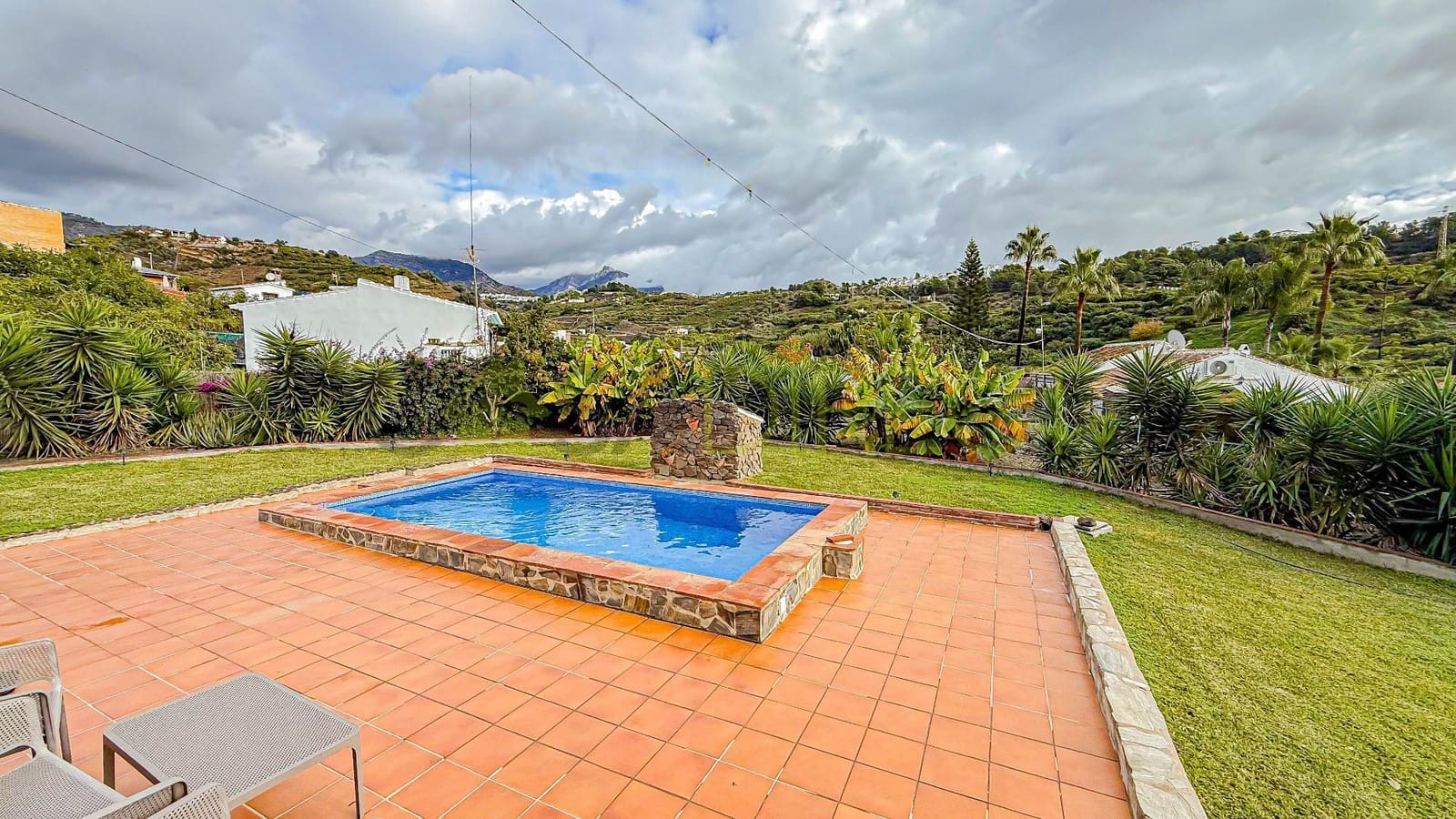 2 Zimmer Finca/Landgut zu verkaufen in Frigiliana mit Pool Garage - 365.000 € (Ref: 9465224)