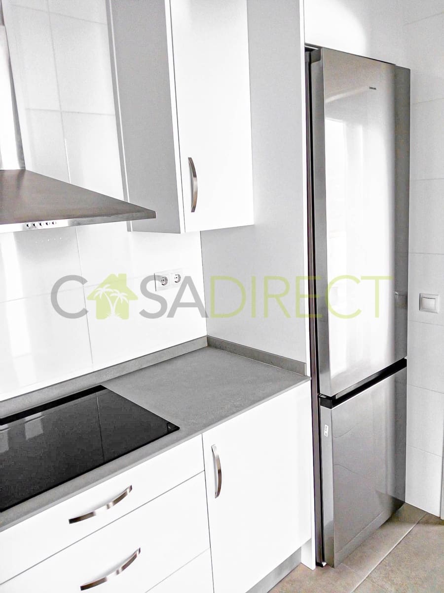 Casa de 3 habitaciones en Colmenar en alquiler con garaje - 1.200 € (Ref: 9470802)