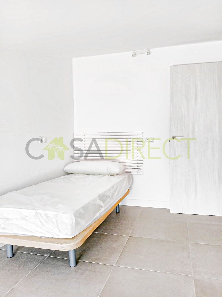 Casa de 3 habitaciones en Colmenar en alquiler con garaje - 1.200 € (Ref: 9470802)