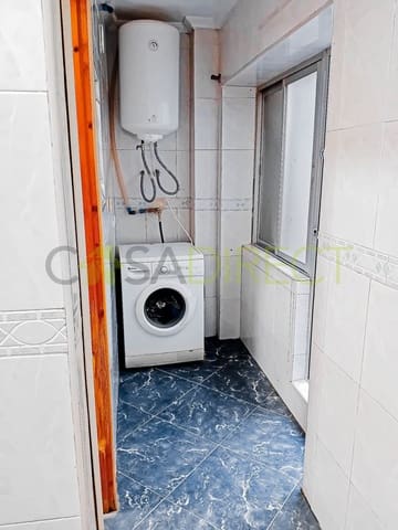 2 sovrum Lägenhet att hyra i Cruz de Humilladero, Málaga stad - 1 200 € (Ref: 9473840)