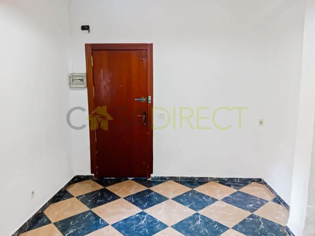 2 sovrum Lägenhet att hyra i Cruz de Humilladero, Málaga stad - 1 200 € (Ref: 9473840)