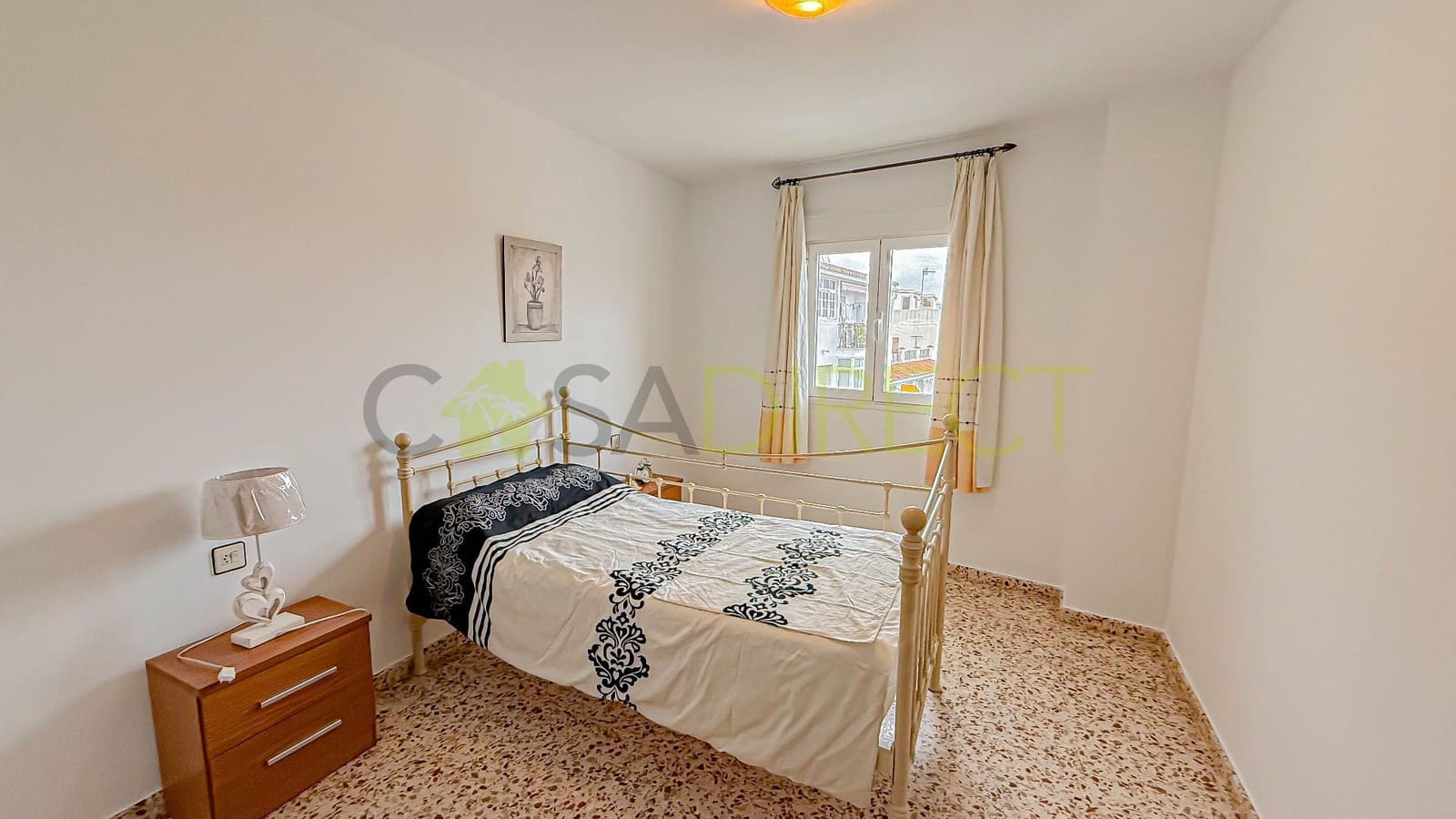 3 bedroom Flat for rent in Frigiliana with garage - € 1,000 (Ref: 9485545)