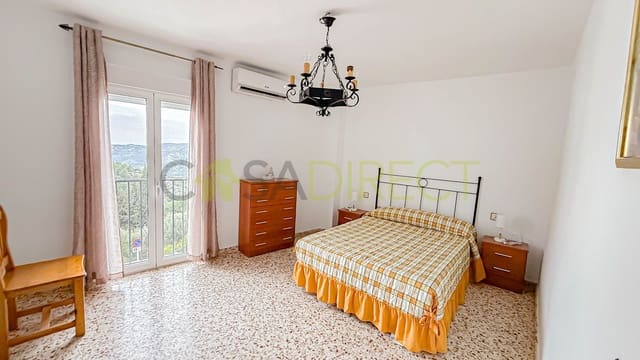 Piso de 3 habitaciones en Frigiliana en alquiler con garaje - 900 € (Ref: 9485545)