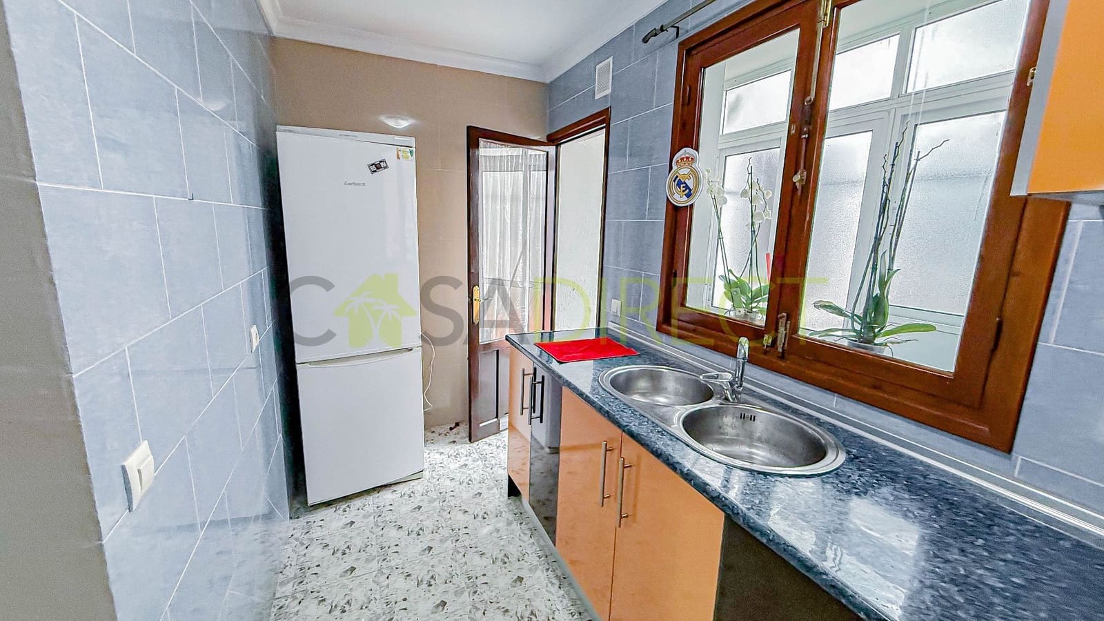 3 bedroom Flat for rent in Frigiliana with garage - € 1,000 (Ref: 9485545)