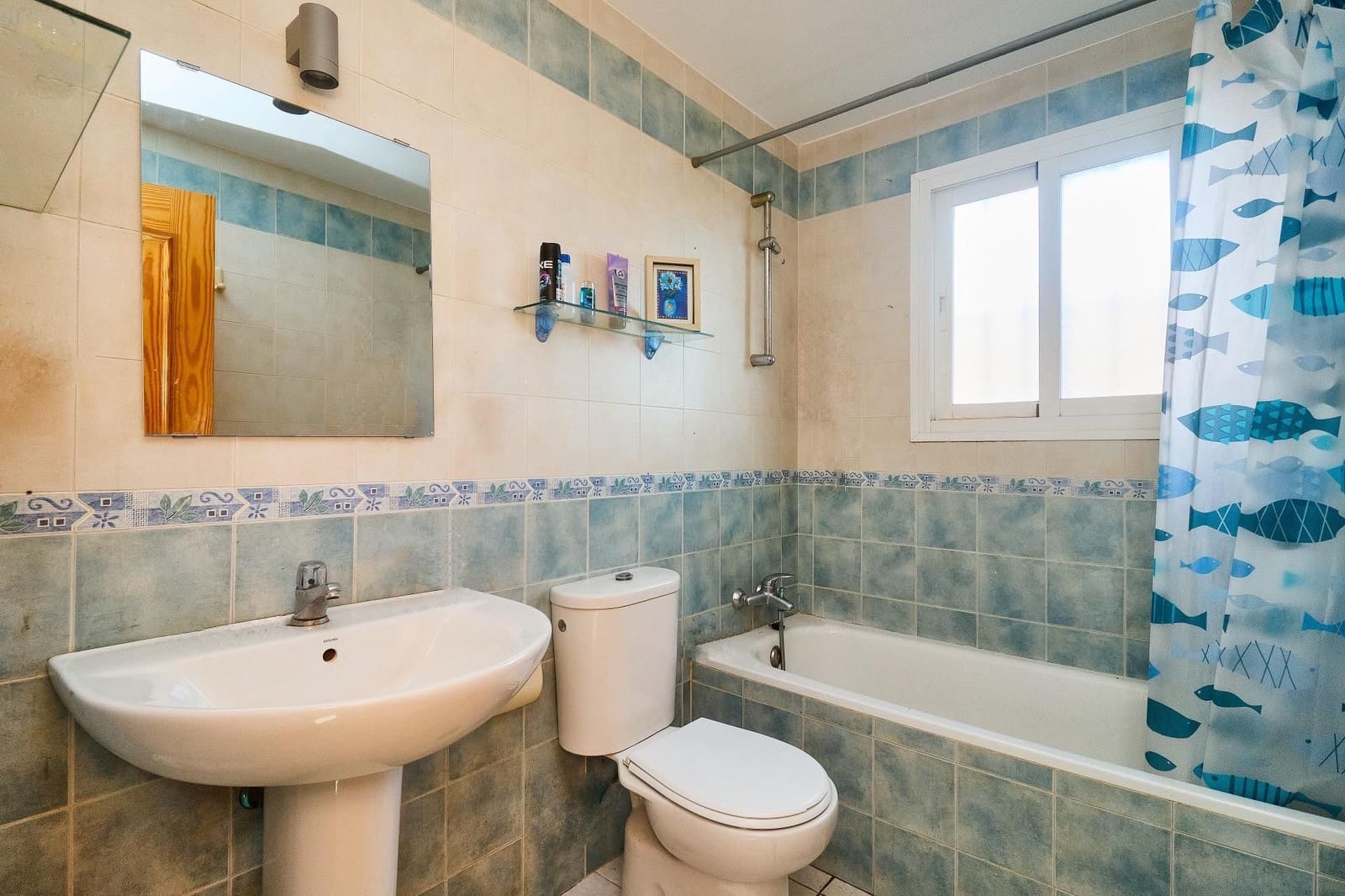 3 bedroom Villa for sale in El Faro with pool garage - € 550,000 (Ref: 9503871)