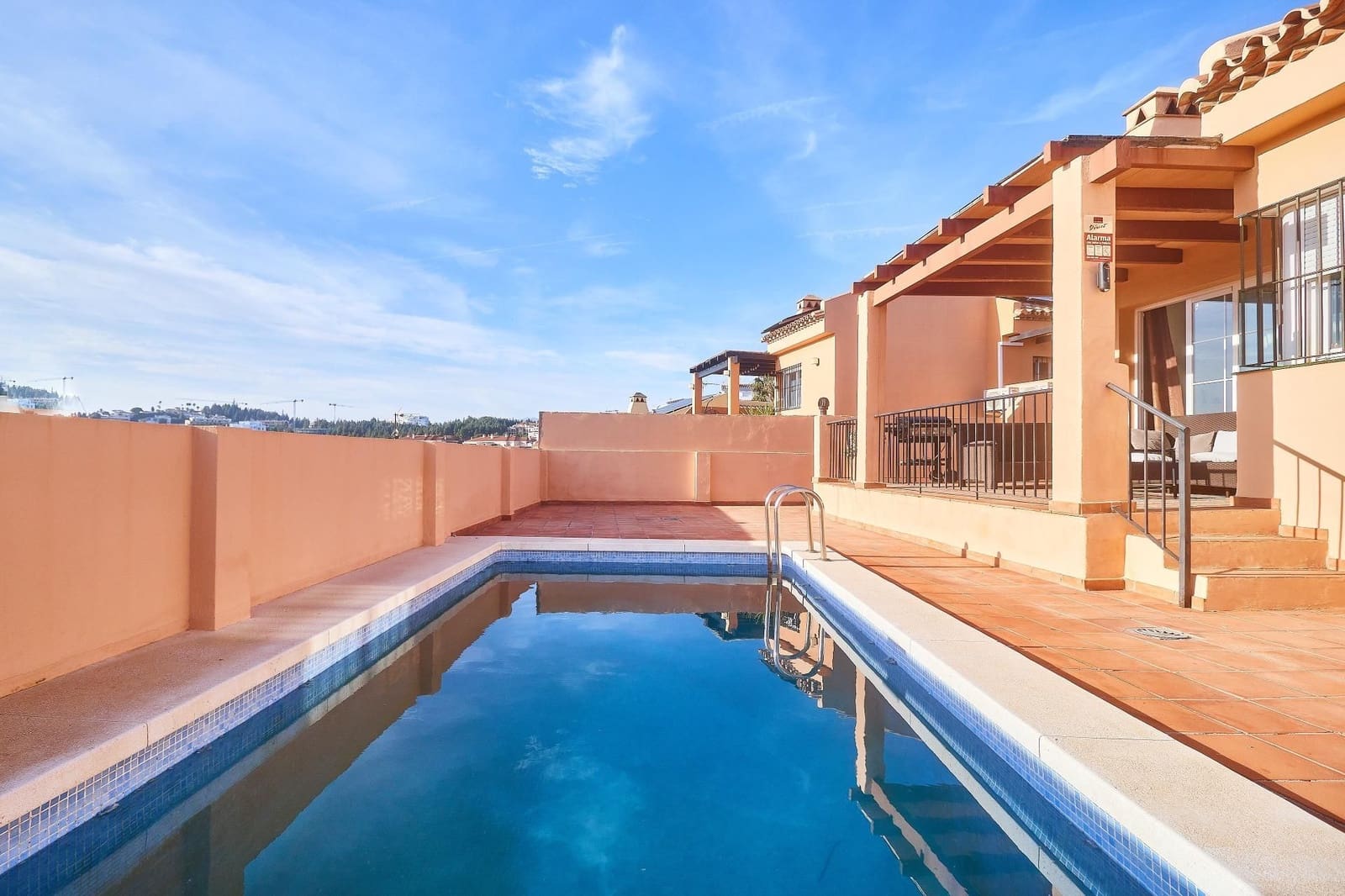 3 bedroom Villa for sale in El Faro with pool garage - € 550,000 (Ref: 9503871)