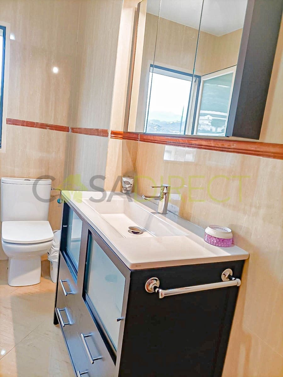 2 bedroom Flat for rent in Almunecar with pool garage - € 840 (Ref: 9520594)