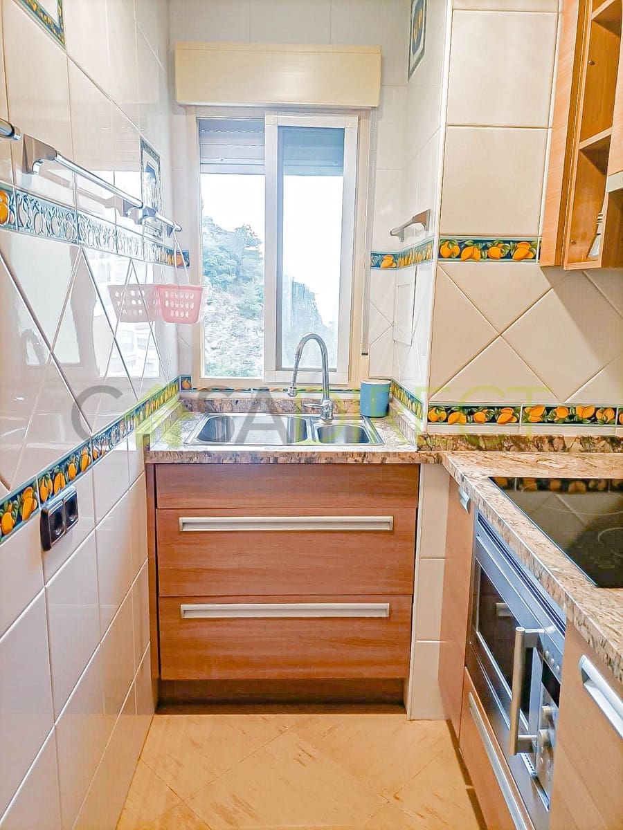 2 bedroom Flat for rent in Almunecar with pool garage - € 840 (Ref: 9520594)