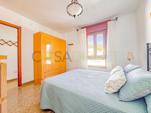 3 soverom Kjedet enebolig til leie i Frigiliana - € 900 (Ref: 9523977)