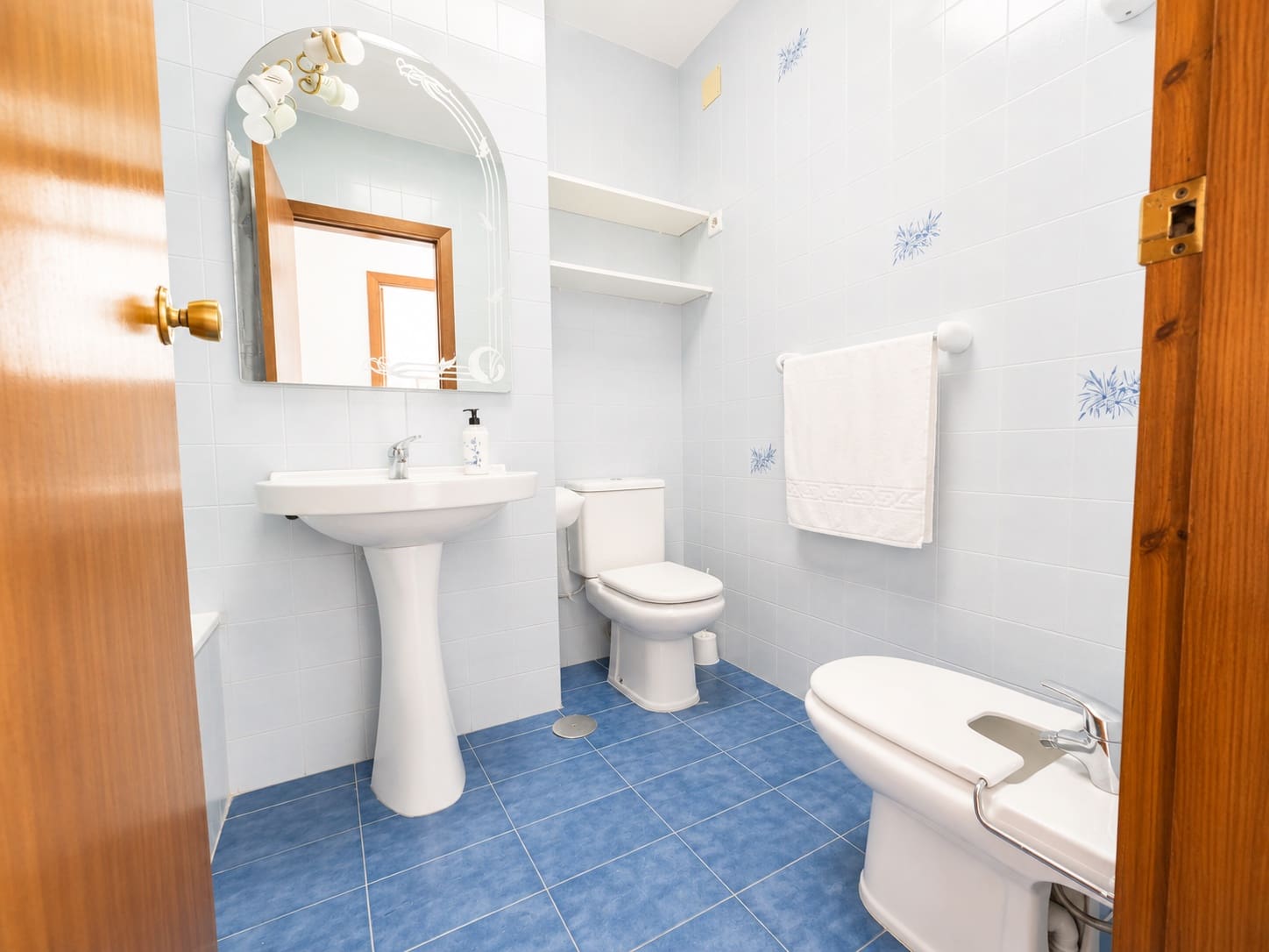 3 bedroom Semi-detached Villa for rent in Frigiliana - € 950 (Ref: 9523977)